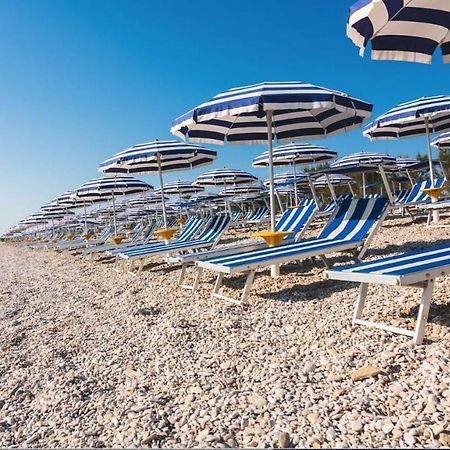 G_Open Space Porto SantʼElpidio エクステリア 写真